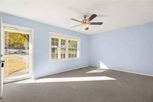 Winston-salem, NC 27127,1165 Crescent CT