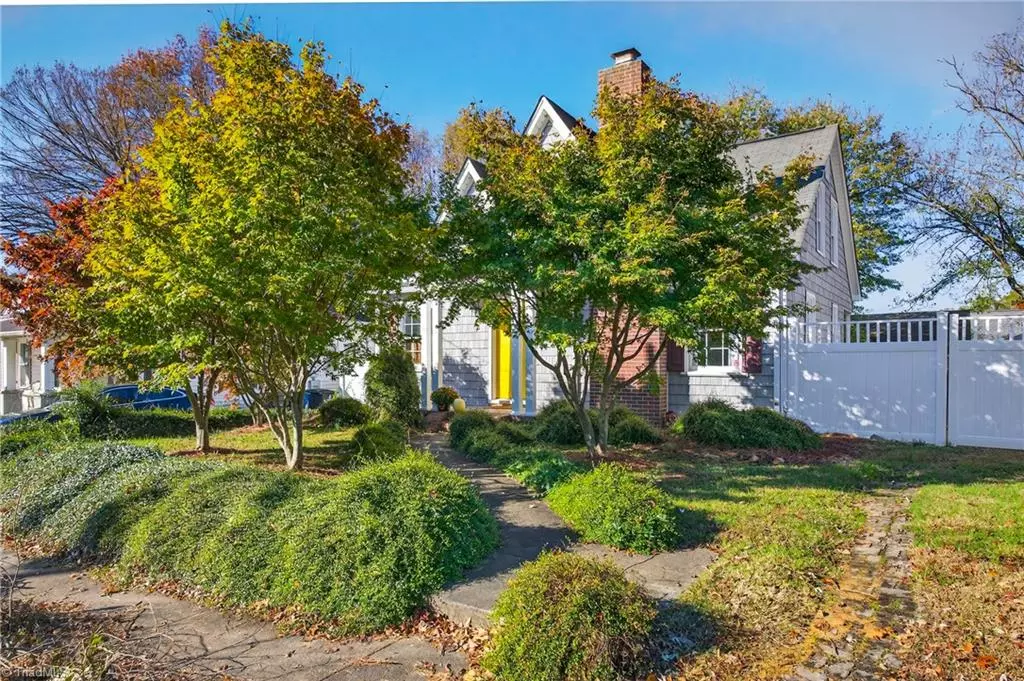 Winston-salem, NC 27127,2124 Konnoak View DR