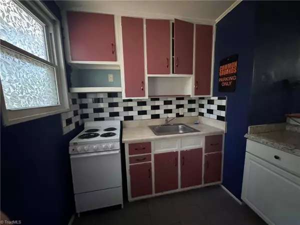 Greensboro, NC 27403,536 Overlook ST