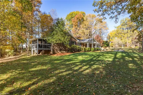 Oak Ridge, NC 27310,7553 NC Highway 68