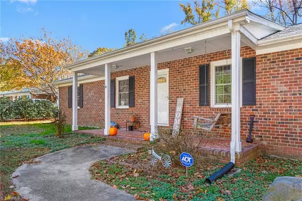 Burlington, NC 27217,1818 Wellington RD