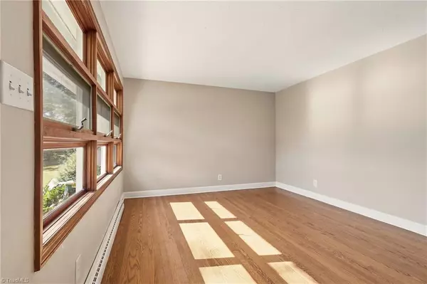 Winston-salem, NC 27107,3475 Borum DR