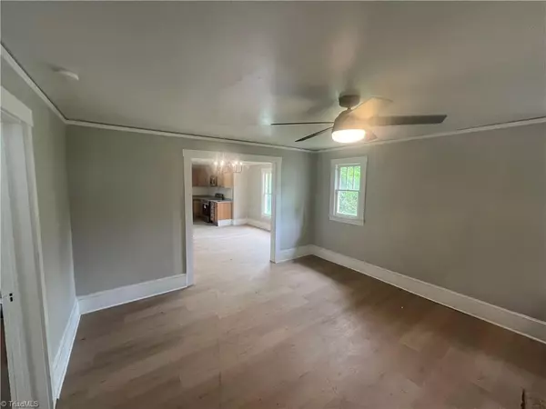 High Point, NC 27262,209 Kennedy AVE