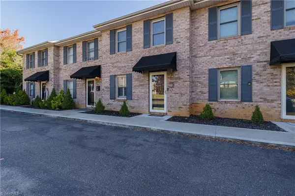 Mount Airy, NC 27030,1812 Main ST