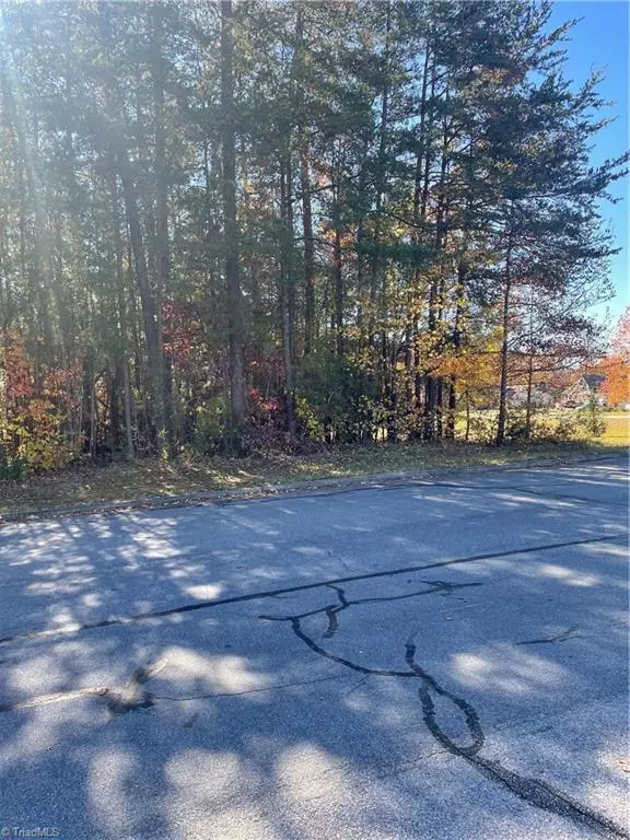 Reidsville, NC 27320,000 Ashcroft DR