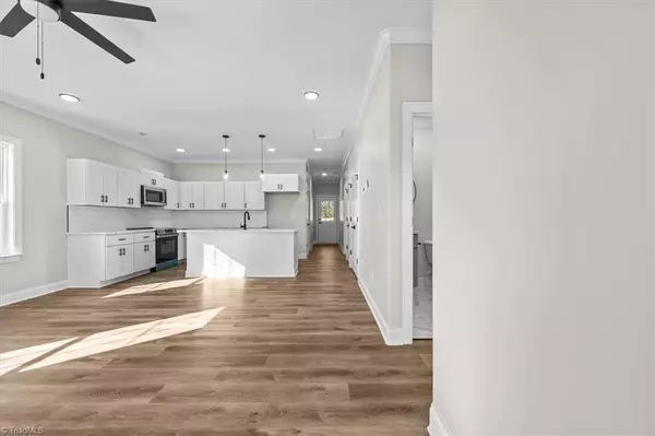 High Point, NC 27260,402 Walnut ST