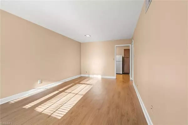 Winston-salem, NC 27106,611 Gunston CT #B