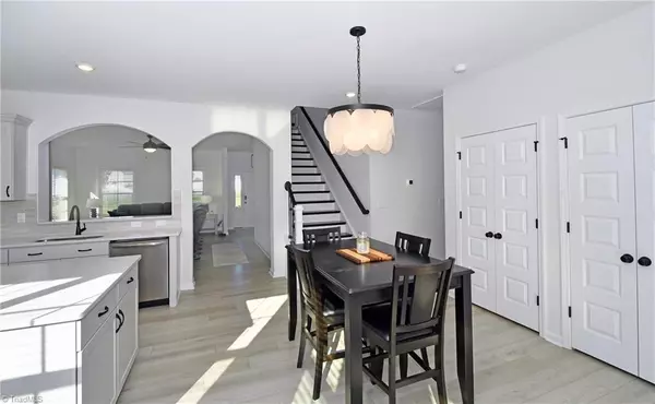 Clemmons, NC 27012,4558 Stratus LN