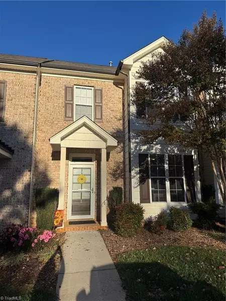 1 Abelia CT, Greensboro, NC 27455