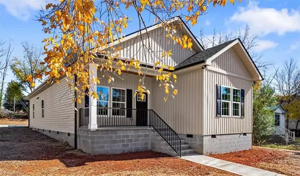 Lexington, NC 27292,402 Foy AVE