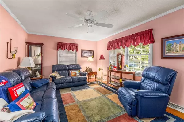 Mocksville, NC 27028,424 Avon ST