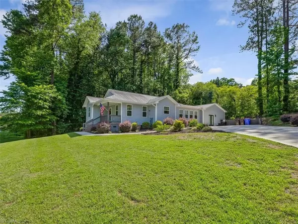 Siler City, NC 27344,707 Lakewood DR