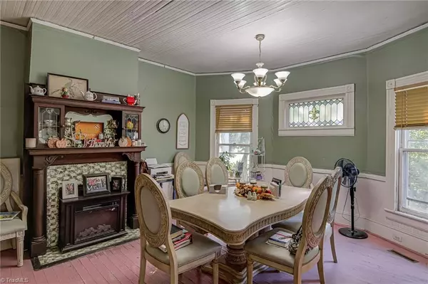 Winston-salem, NC 27105,4968 Old Walkertown RD