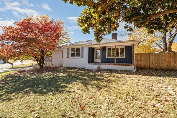 Winston-salem, NC 27107,1346 Robbins RD