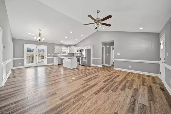 Thomasville, NC 27360,105 Hillside DR