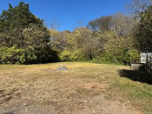 Advance, NC 27006,4467 US Highway 158