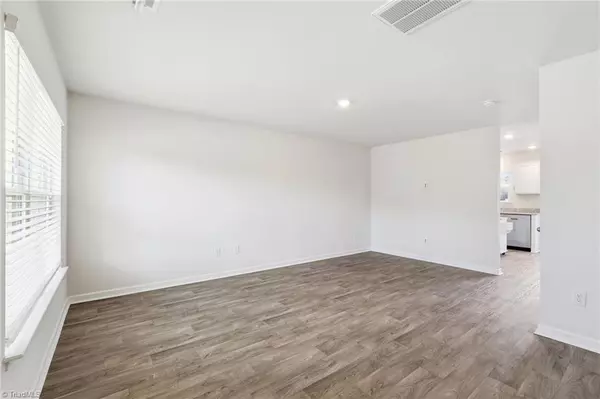 Winston-salem, NC 27127,640 Joshua Tree LN