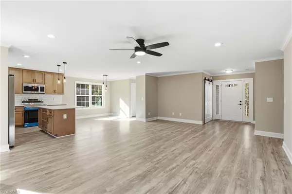 Walnut Cove, NC 27052,814 Montgomery CT