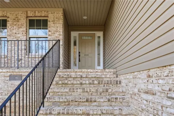 Walnut Cove, NC 27052,814 Montgomery CT