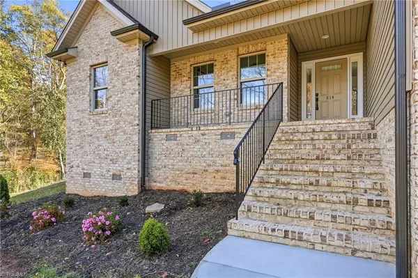 Walnut Cove, NC 27052,814 Montgomery CT