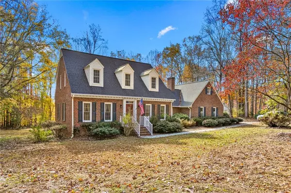 4813 Carlson Valley RD, Summerfield, NC 27358