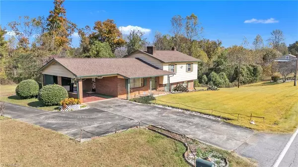 North Wilkesboro, NC 28659,1083 Fairplains RD