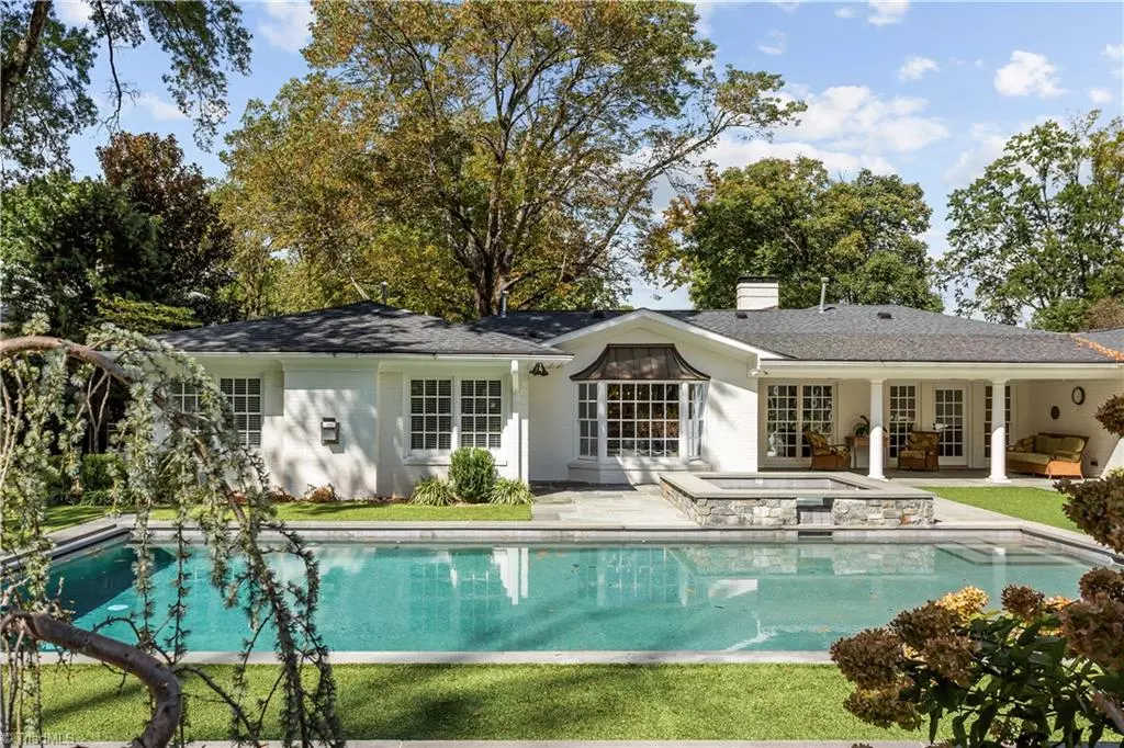 Greensboro, NC 27408,1003 Dover RD