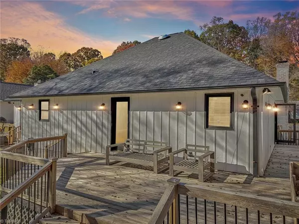 Lexington, NC 27295,2004 Sunrise CIR