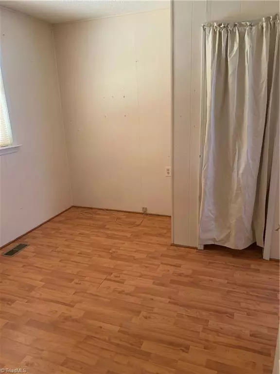 Mocksville, NC 27028,150 E Lexington RD