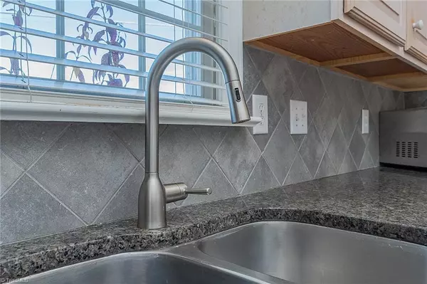 Kernersville, NC 27284,101 Saint Charles CT