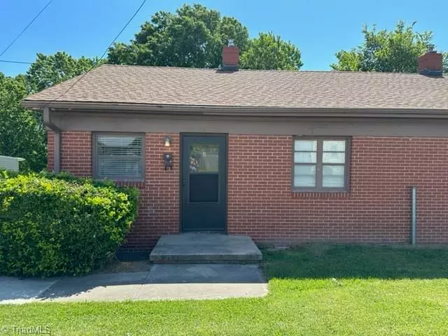 201 Lowdermilk ST #A, Greensboro, NC 27401