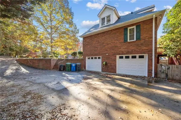 Kernersville, NC 27284,280 Birchridge DR