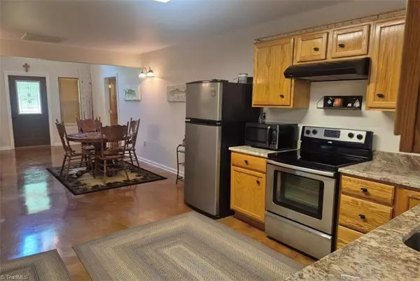 Troy, NC 27371,369 Pinecrest CIR