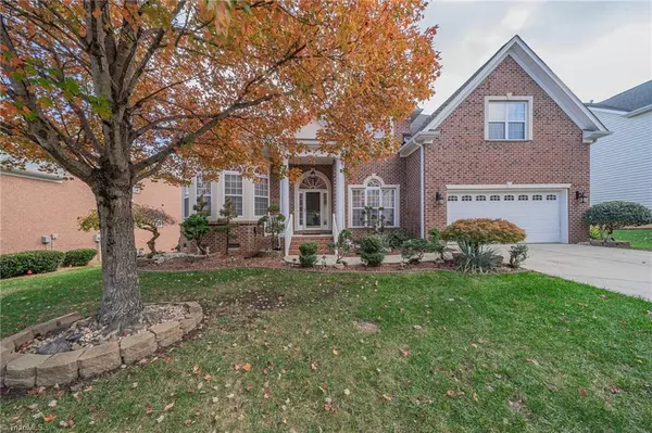 1965 Waterford Village DR, Clemmons, NC 27012