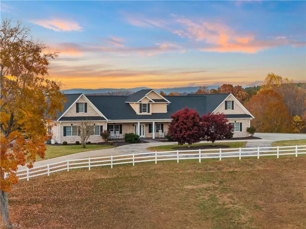 Mount Airy, NC 27030,366 Sheep Farm RD