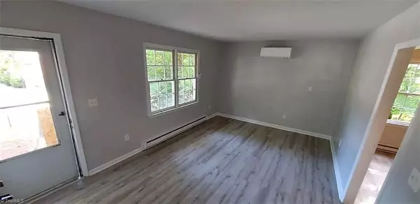 Greensboro, NC 27405,205 Greenbriar RD