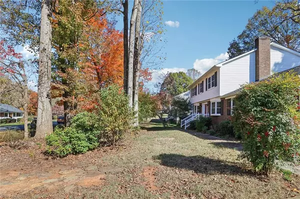 Elon, NC 27244,220 Pinedale DR