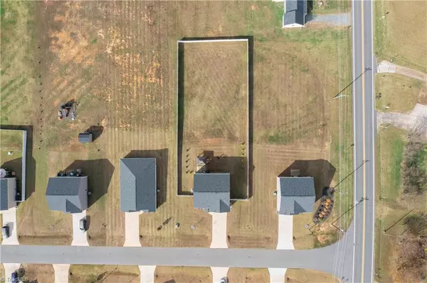 King, NC 27021,108 Nova LN