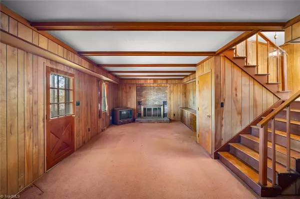 Mocksville, NC 27028,402 Spillman RD