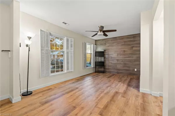 Winston-salem, NC 27106,4080 Huntingreen LN #D