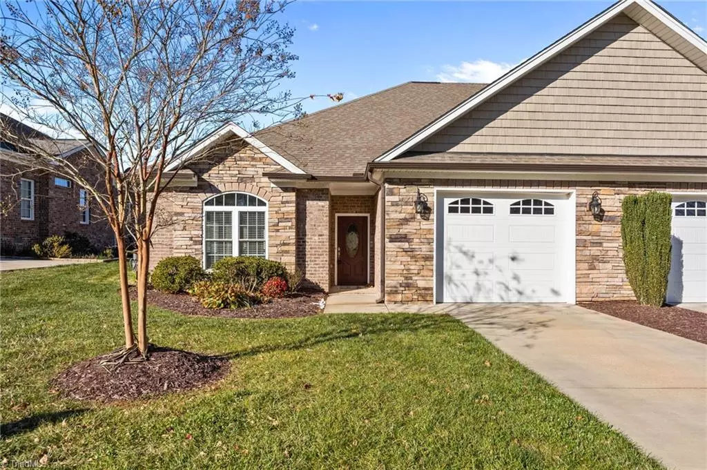 Graham, NC 27253,2084 Lake Point DR