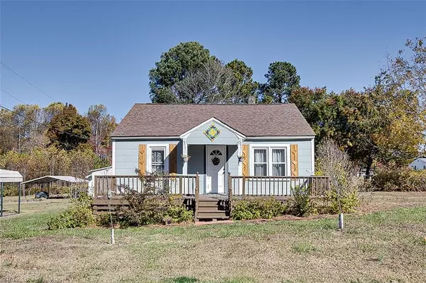206 W Edgewood CIR, Asheboro, NC 27205