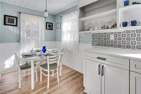 Asheboro, NC 27205,206 W Edgewood CIR