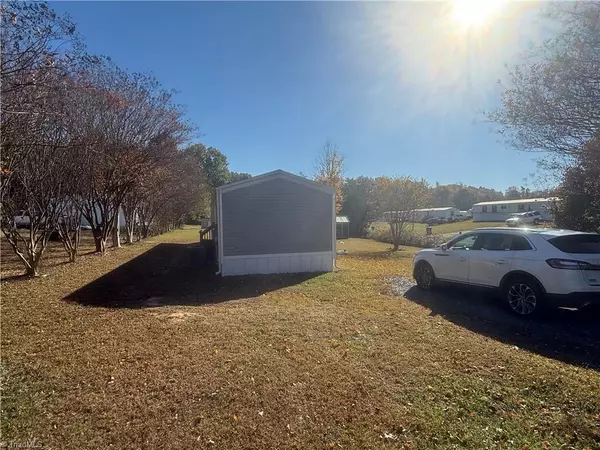 Lexington, NC 27295,315 Ed Byerly RD