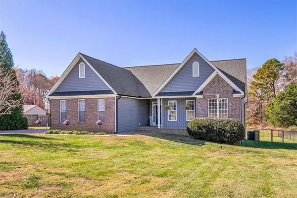 Randleman, NC 27317,5421 Jesse Small RD