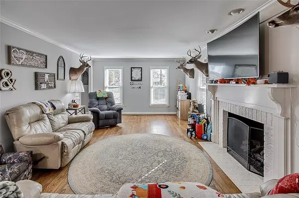 Asheboro, NC 27205,947 Rockcliff TER