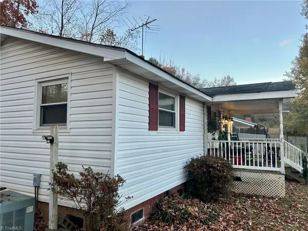 Mount Airy, NC 27030,109 Dorothy LN
