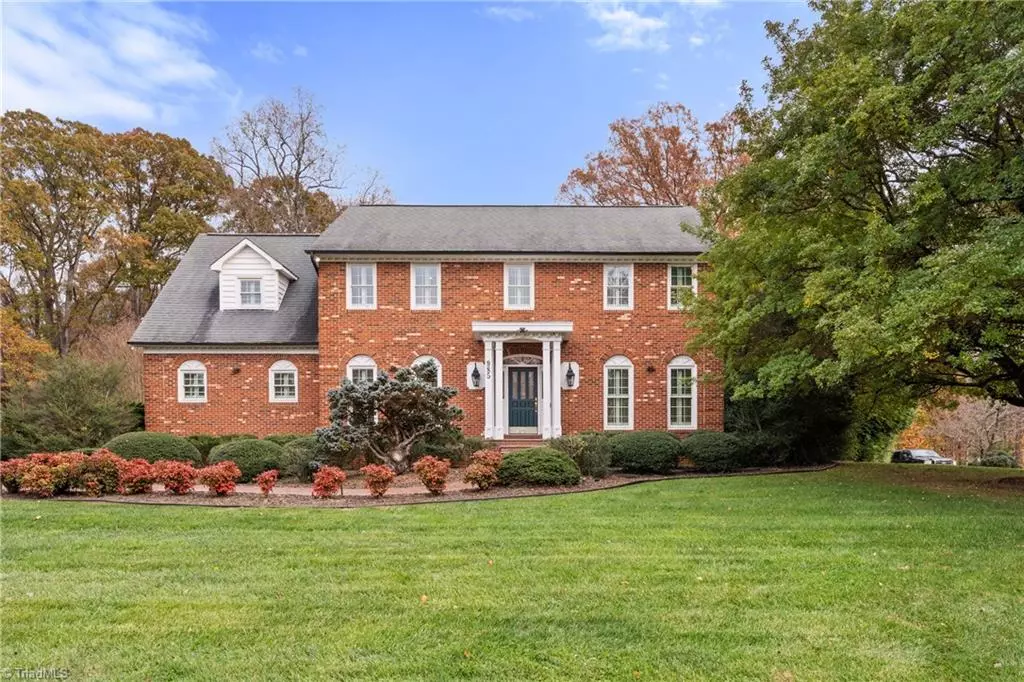 Kernersville, NC 27284,985 Longreen DR