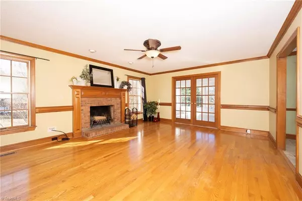 Winston-salem, NC 27127,1955 Skycrest DR