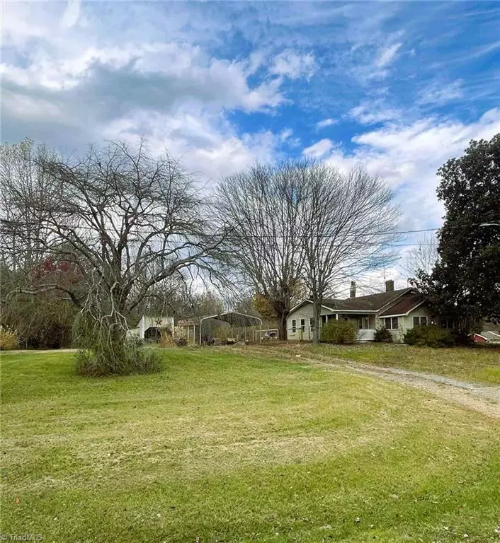 Elkin, NC 28621,165 L AND L RD